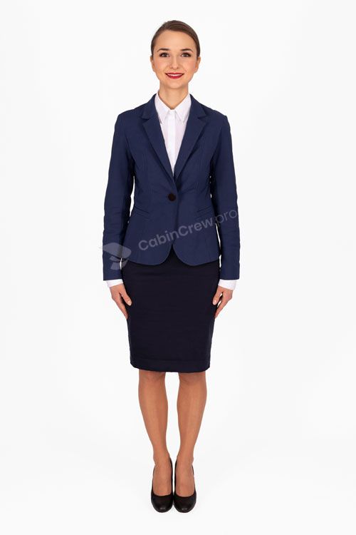 Séance photo Emirates cabin crew — plan américain formel sur fond blanc, tenue business, studio CabinCrew.ch Genève